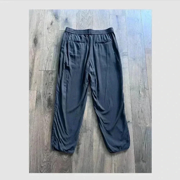 Madewell Dolphin Hem Track Trousers Size S Cropped Black Travel Lightweight Pant - Picture 5 of 8